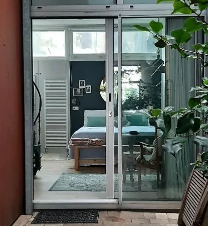 Waterfront Bed & Breakfast