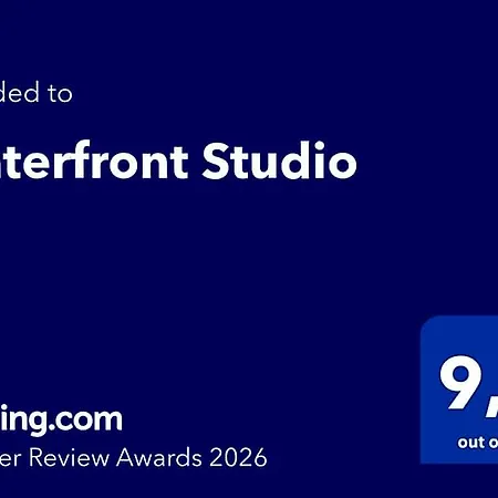 Waterfront 3*